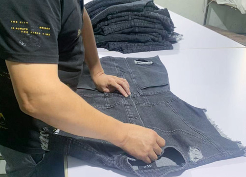 OEM ODM Manufacturer Custom Jeans Trousers Mens Latest Design Gray Color Fashion Denim Jeans For Man